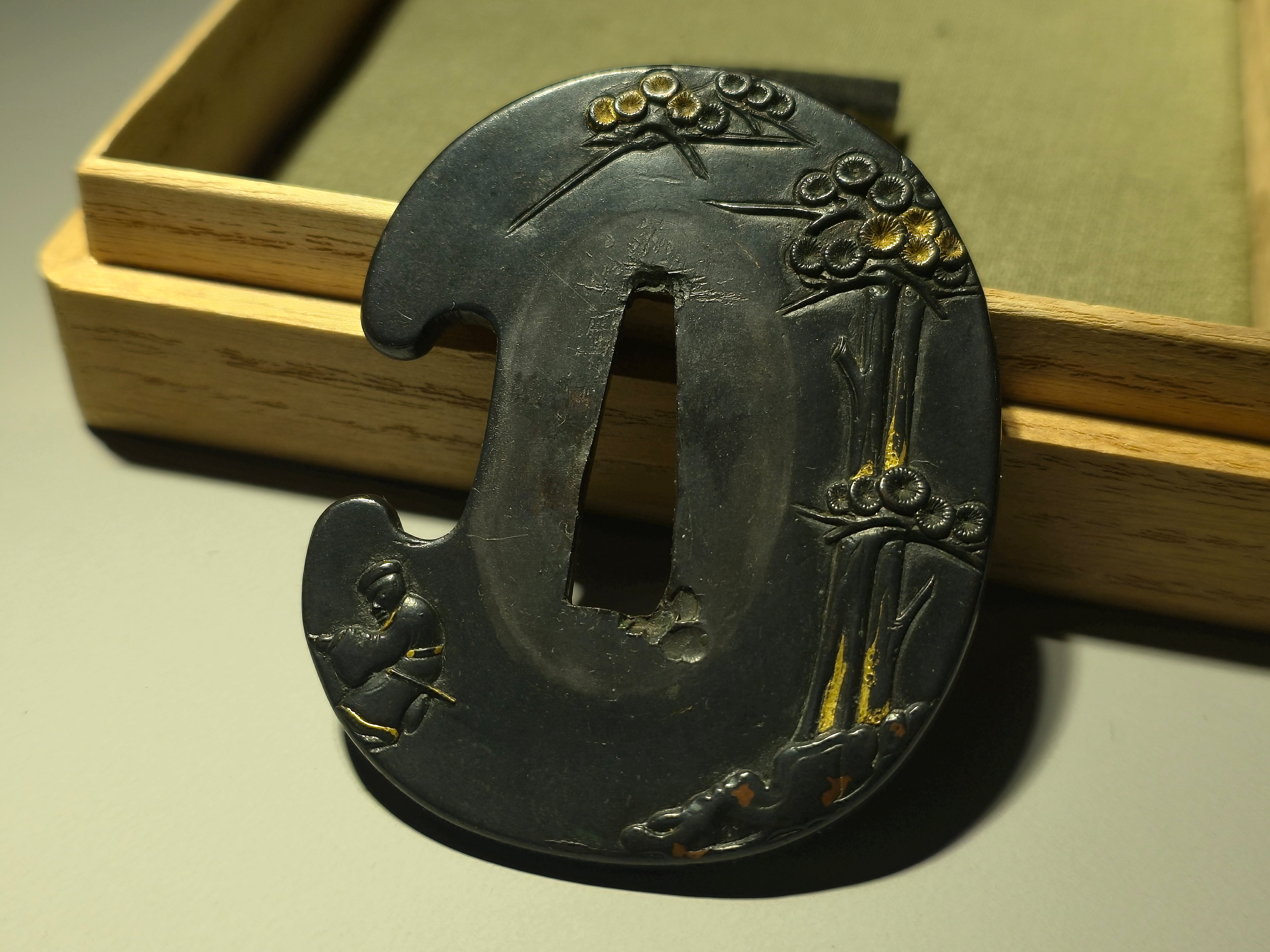 Ko Kinko Tsuba — 3 of 4