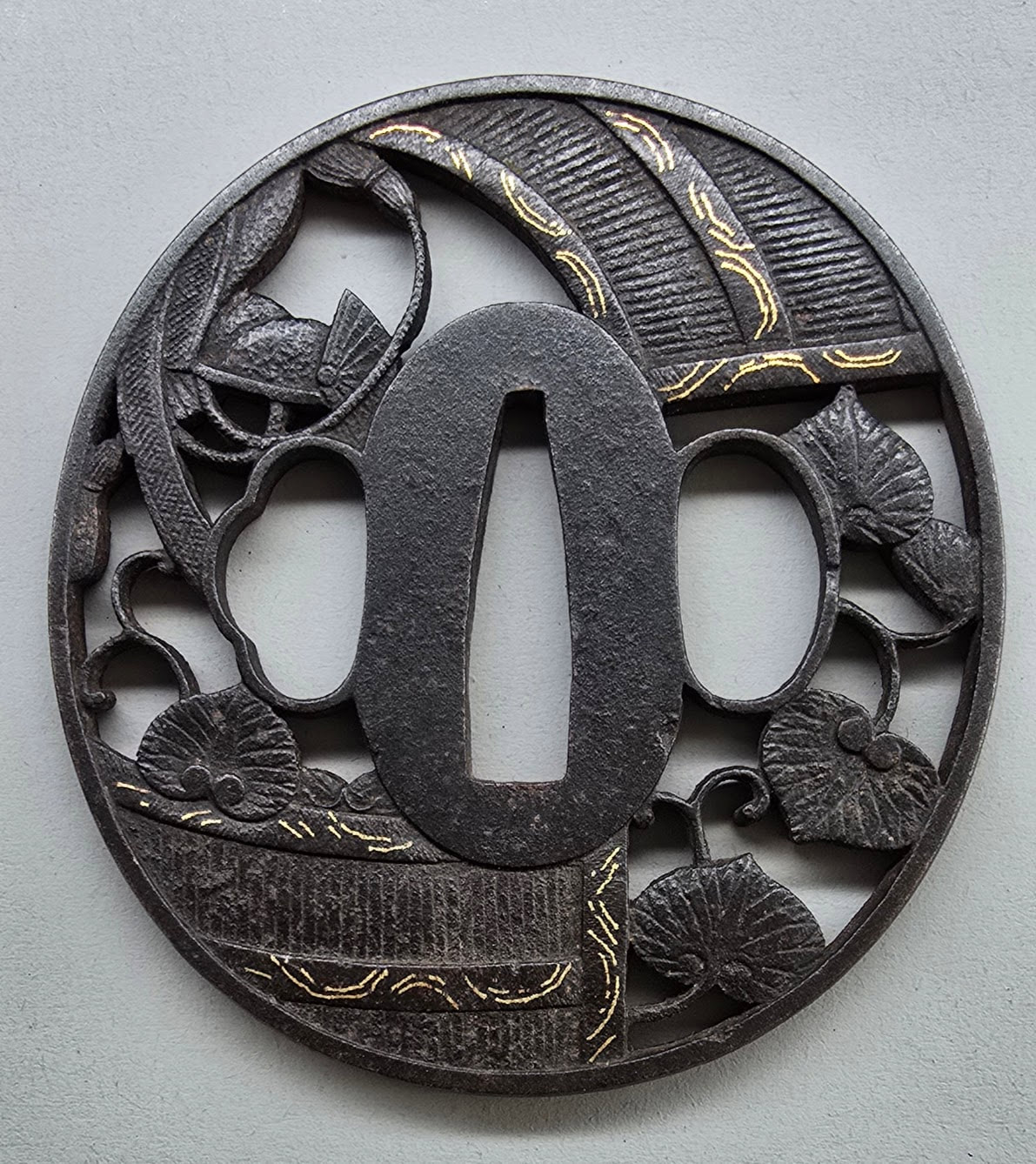 Tsuba: Screen and Aoi Leaves (Fsk #124) — 2 of 3