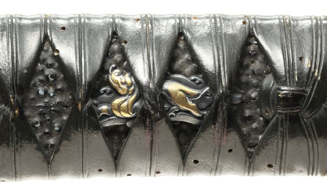 "Reiju" (sacred beasts designed) fittings, Cha ishimeji nuri saya, aikuchi wakizashi koshirae — 4 of 11