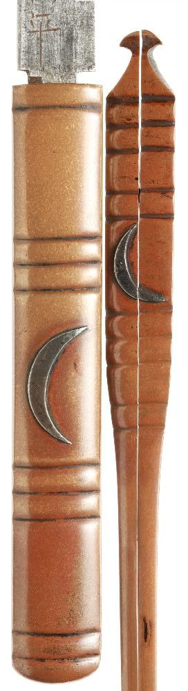 Black Lacquered Finely Carved Scabbard Aikuchi Wakizashi Koshirae — 5 of 9