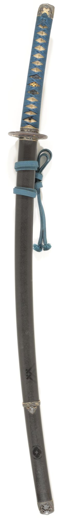Uchigatana Koshirae with Wave-Patterned Fittings and Black Ishime-ji Saya with Kamon Kage-makie — 3 of 12