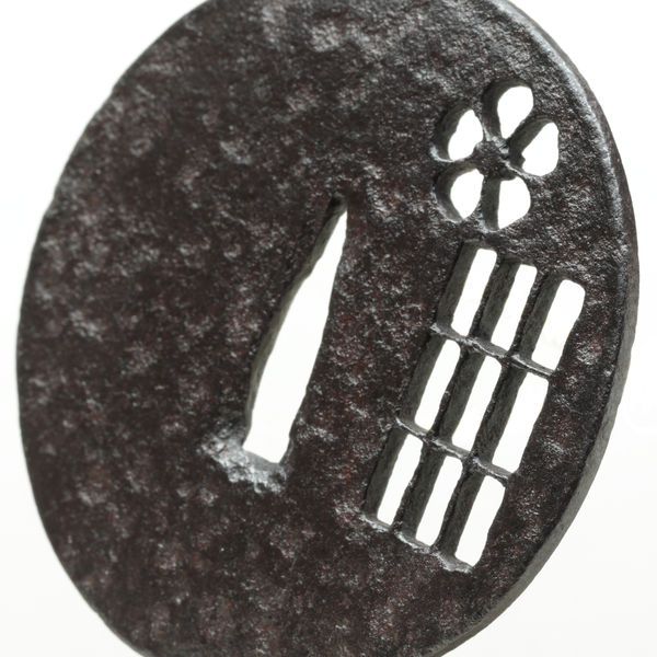 Tsuba: Hana Ikada Sukashi - Unsigned, Ko Tosho — 3 of 3