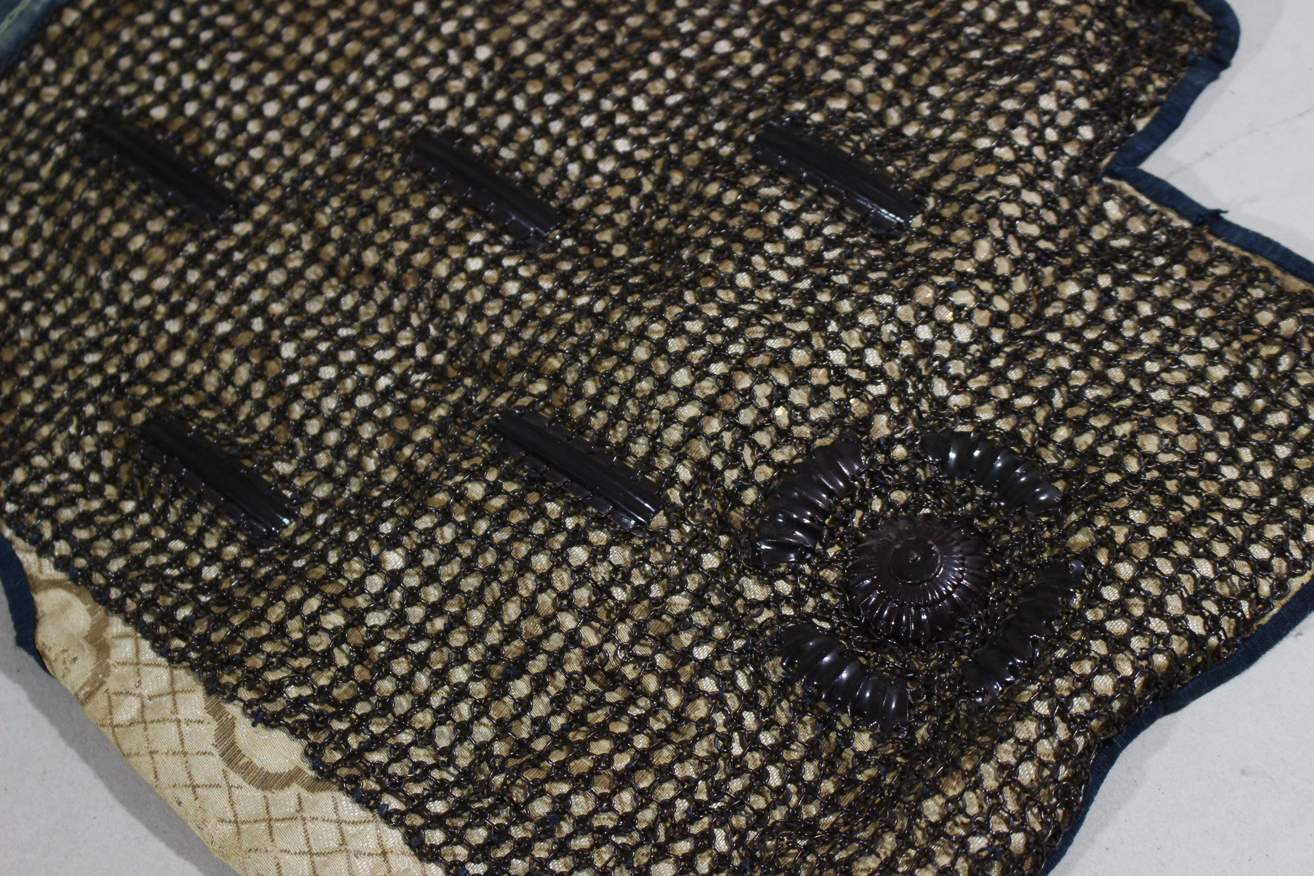 Tokubetsu Kicho Certificate: Black Lacquered Hon-kozane White Ito Odoshi Chu-kon Nimai-do Gusoku Y1-85 — 24 of 100