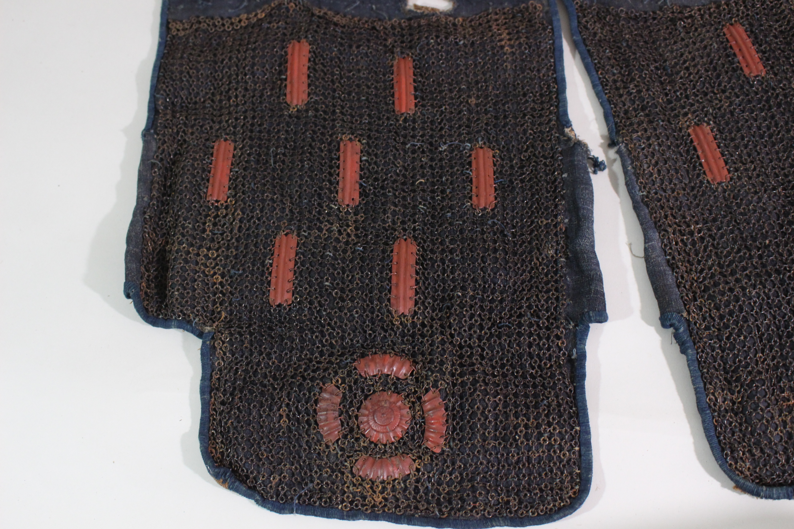 Special Kicho Certification: Iron Vermilion Lacquer Cut-Plate Iyo-Zane Light Blue Thread Laced Two-Piece Do Gusoku, Kojunin-gumi (Oniwaban-shu) Captain's Armor Y1-126 — 75 of 82