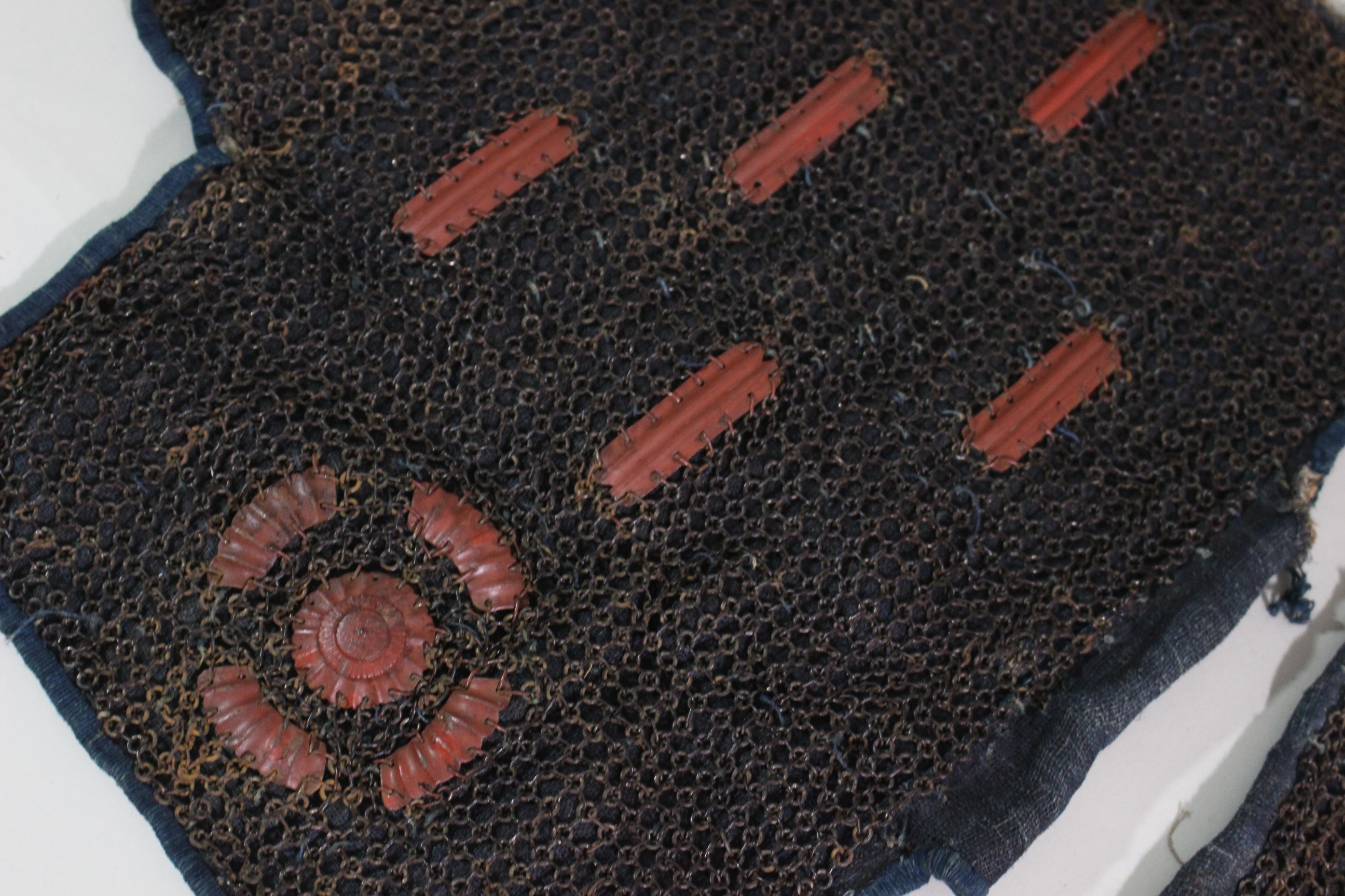Special Kicho Certification: Iron Vermilion Lacquer Cut-Plate Iyo-Zane Light Blue Thread Laced Two-Piece Do Gusoku, Kojunin-gumi (Oniwaban-shu) Captain's Armor Y1-126 — 76 of 82