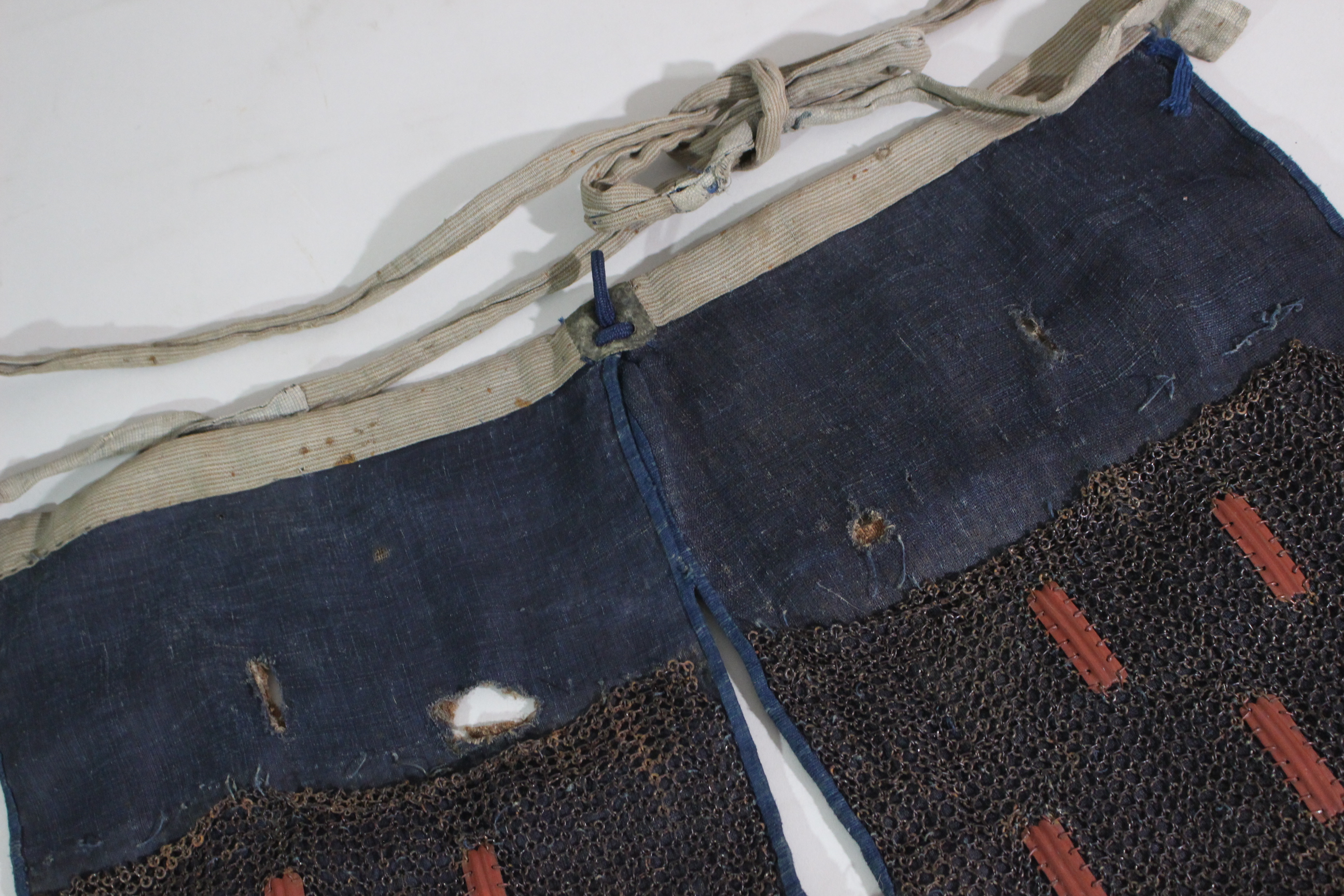 Special Kicho Certification: Iron Vermilion Lacquer Cut-Plate Iyo-Zane Light Blue Thread Laced Two-Piece Do Gusoku, Kojunin-gumi (Oniwaban-shu) Captain's Armor Y1-126 — 78 of 82