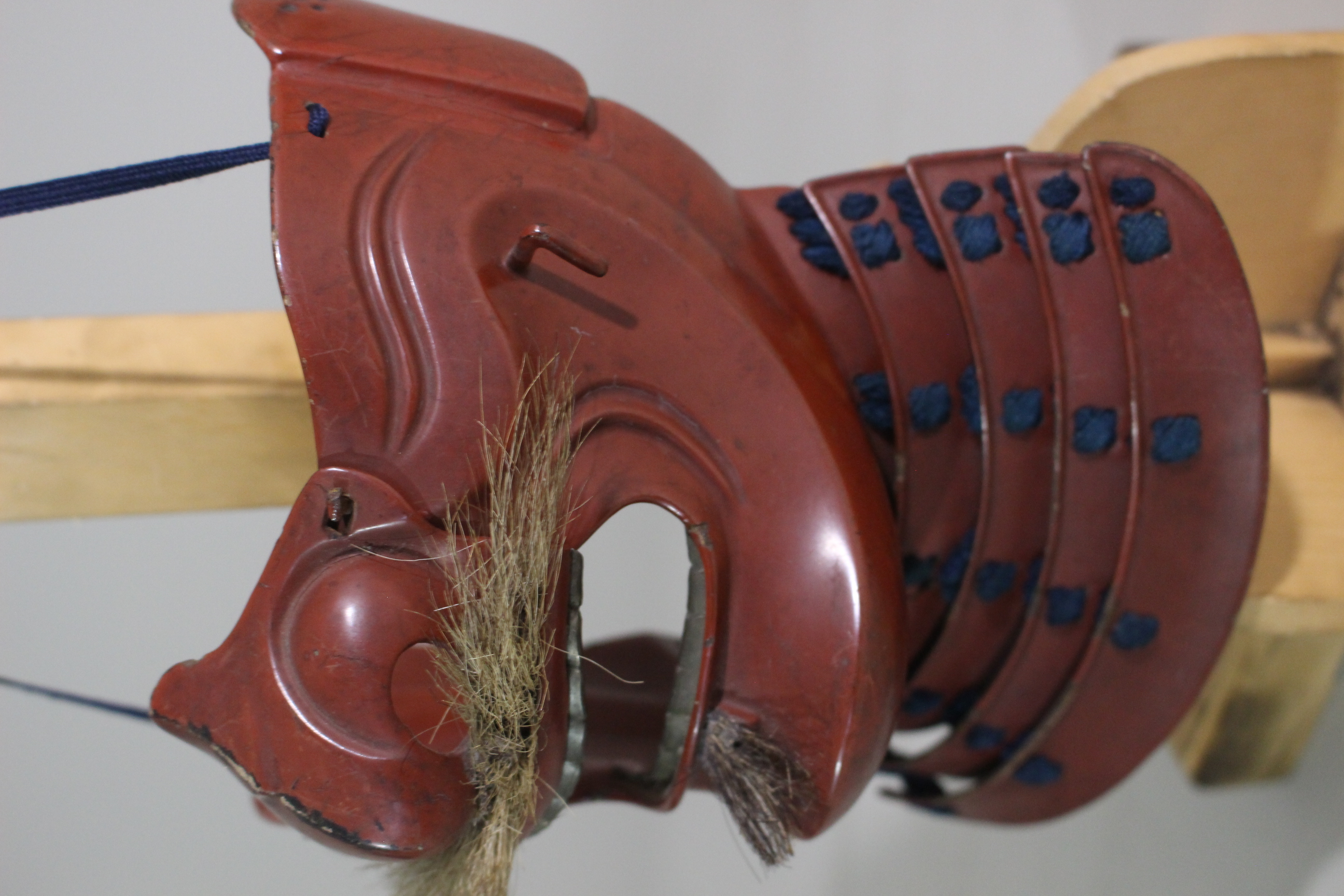 Special Kicho Certification: Iron Vermilion Lacquer Cut-Plate Iyo-Zane Light Blue Thread Laced Two-Piece Do Gusoku, Kojunin-gumi (Oniwaban-shu) Captain's Armor Y1-126 — 11 of 82