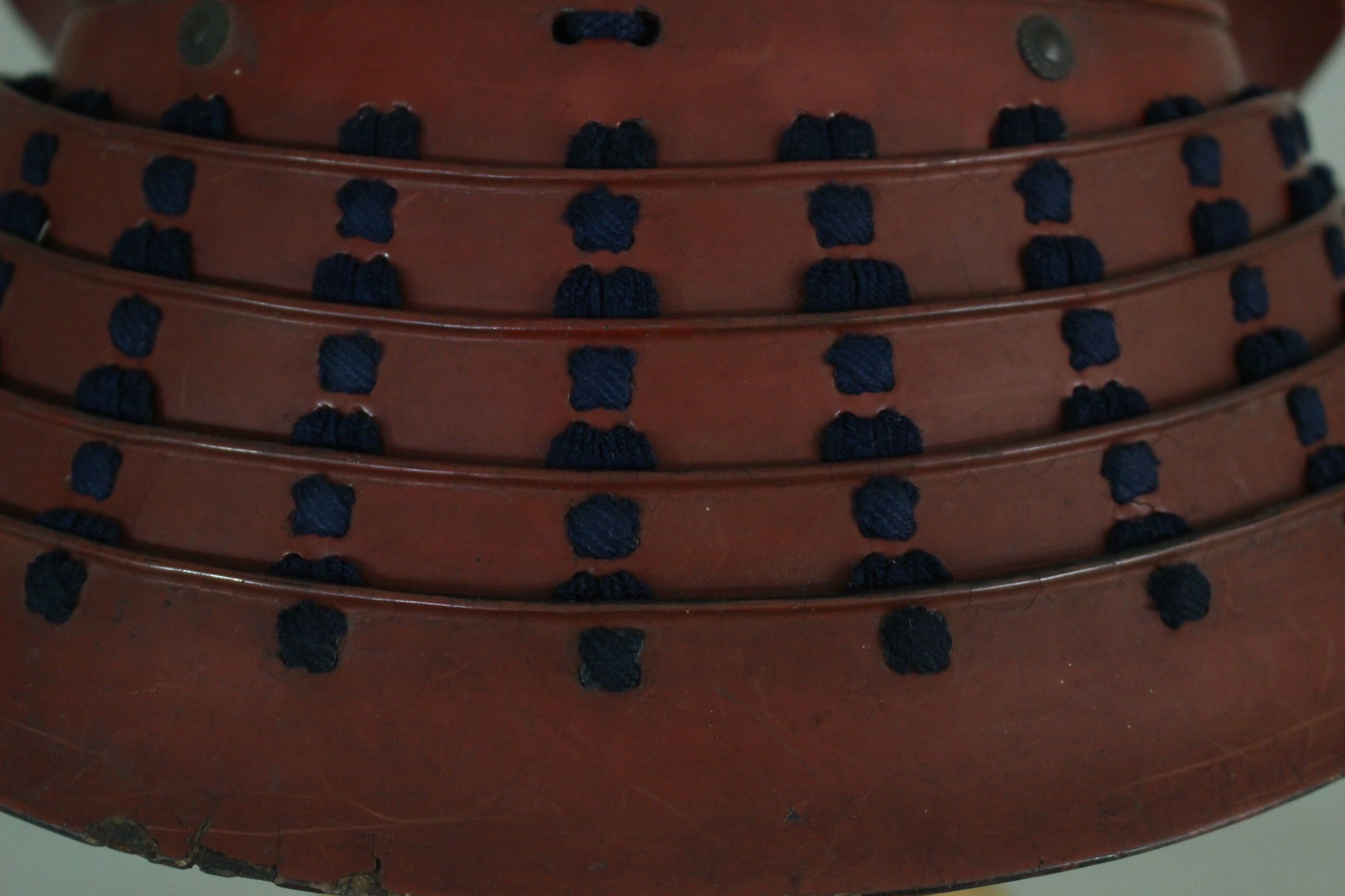 Special Kicho Certification: Iron Vermilion Lacquer Cut-Plate Iyo-Zane Light Blue Thread Laced Two-Piece Do Gusoku, Kojunin-gumi (Oniwaban-shu) Captain's Armor Y1-126 — 31 of 82