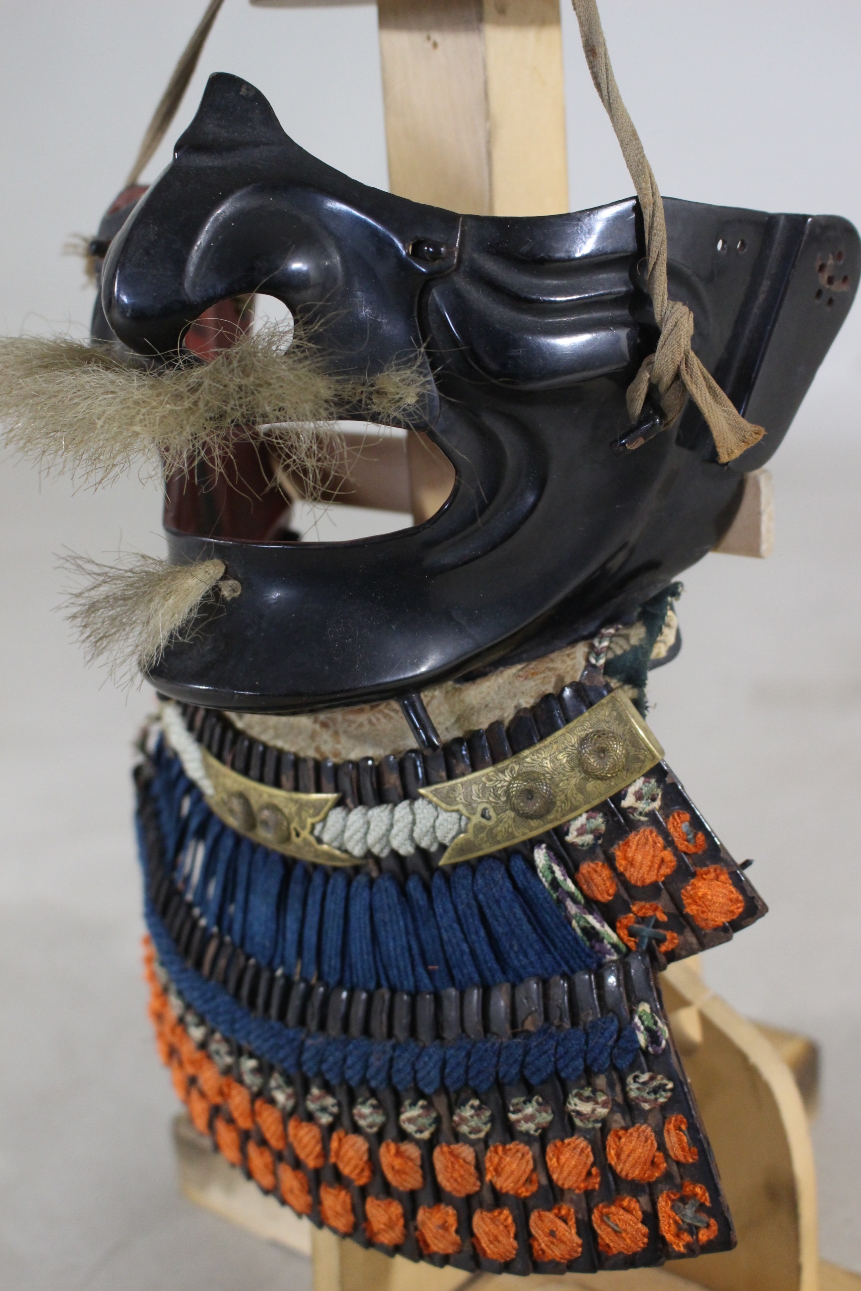 Special Kicho Certificate: Kon Susogo Odoshi Do-Maru Gusoku Y1-57 — 10 of 97
