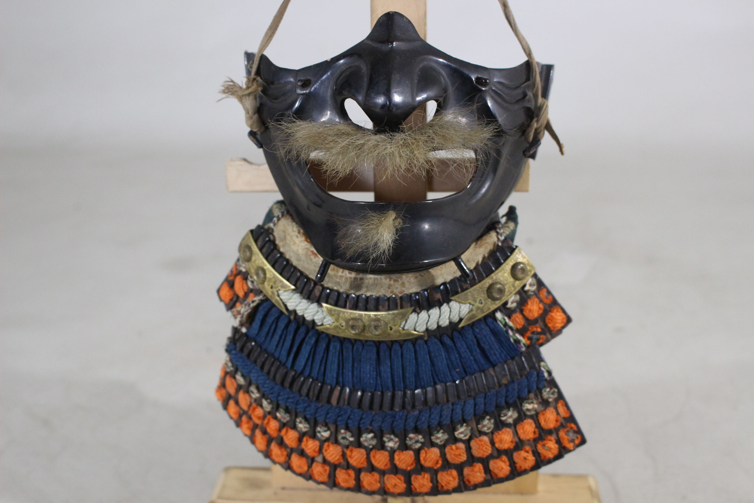 Special Kicho Certificate: Kon Susogo Odoshi Do-Maru Gusoku Y1-57 — 12 of 97