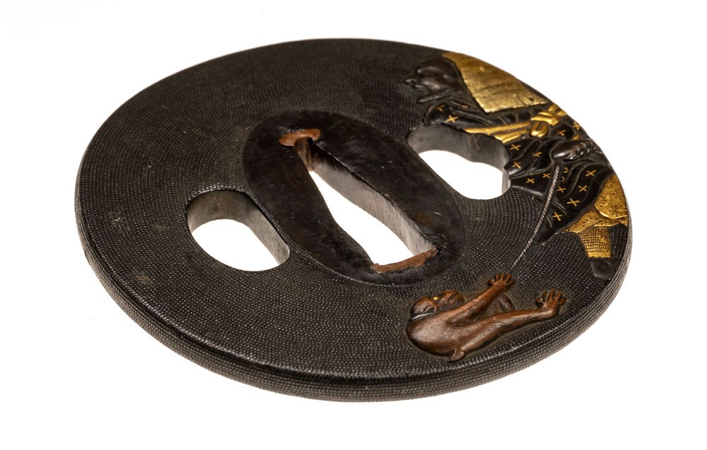 Mito Ryoushi Hoenzu (Hunter Catching Monkey) Tsuba - Hozon Tosogu — 5 of 16