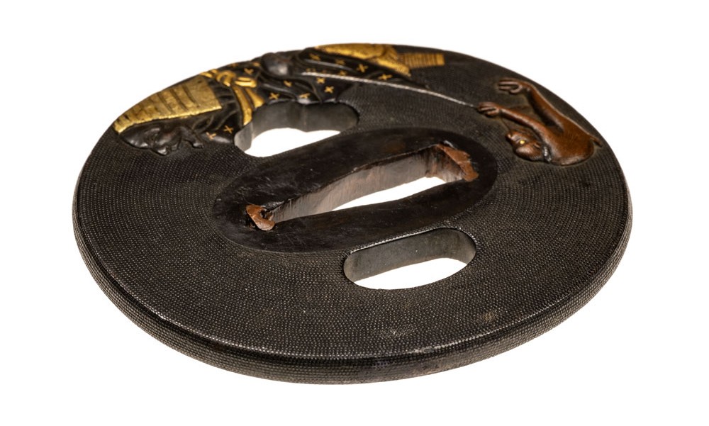 Mito Ryoushi Hoenzu (Hunter Catching Monkey) Tsuba - Hozon Tosogu — 8 of 16