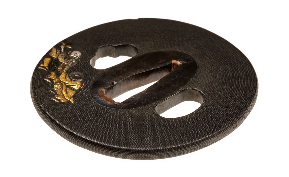 Mito Ryoushi Hoenzu (Hunter Catching Monkey) Tsuba - Hozon Tosogu — 10 of 16