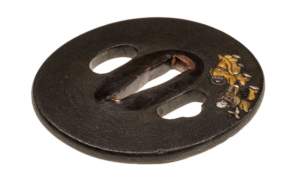 Mito Ryoushi Hoenzu (Hunter Catching Monkey) Tsuba - Hozon Tosogu — 12 of 16