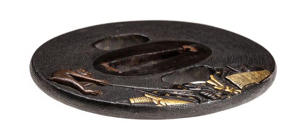 Mito Ryoushi Hoenzu (Hunter Catching Monkey) Tsuba - Hozon Tosogu — 13 of 16