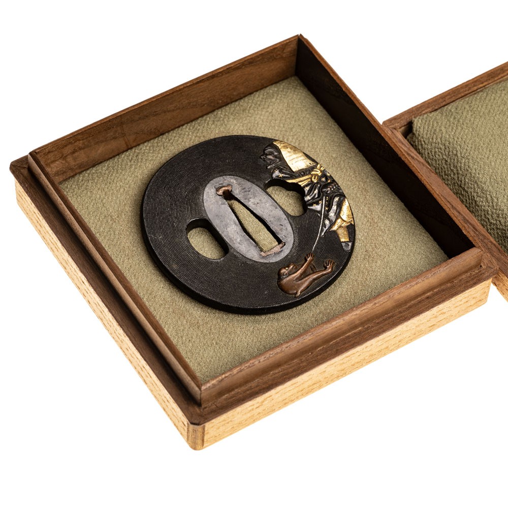 Mito Ryoushi Hoenzu (Hunter Catching Monkey) Tsuba - Hozon Tosogu — 15 of 16
