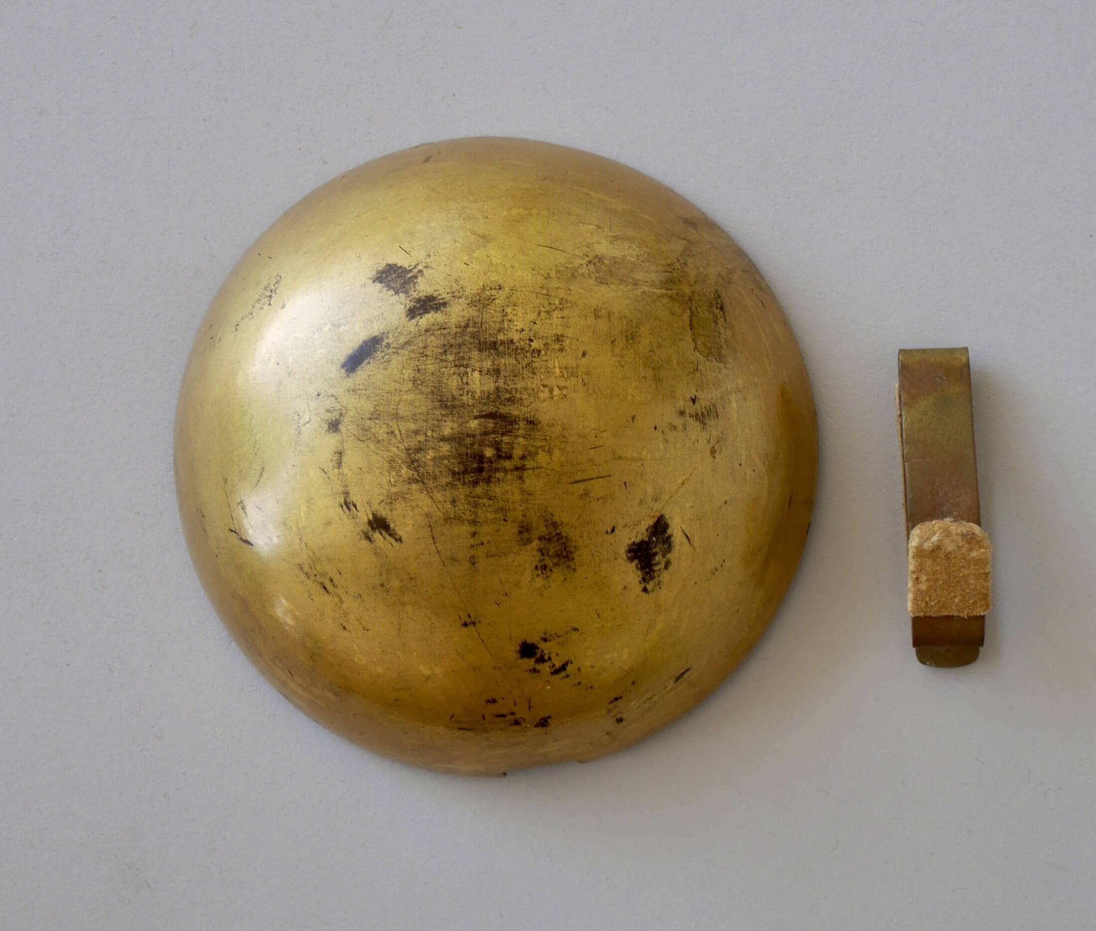 Iron Russet-lacquered 62-plate Suji Kabuto with Iron Russet-lacquered Nimai-do Gusoku — 1 of 33