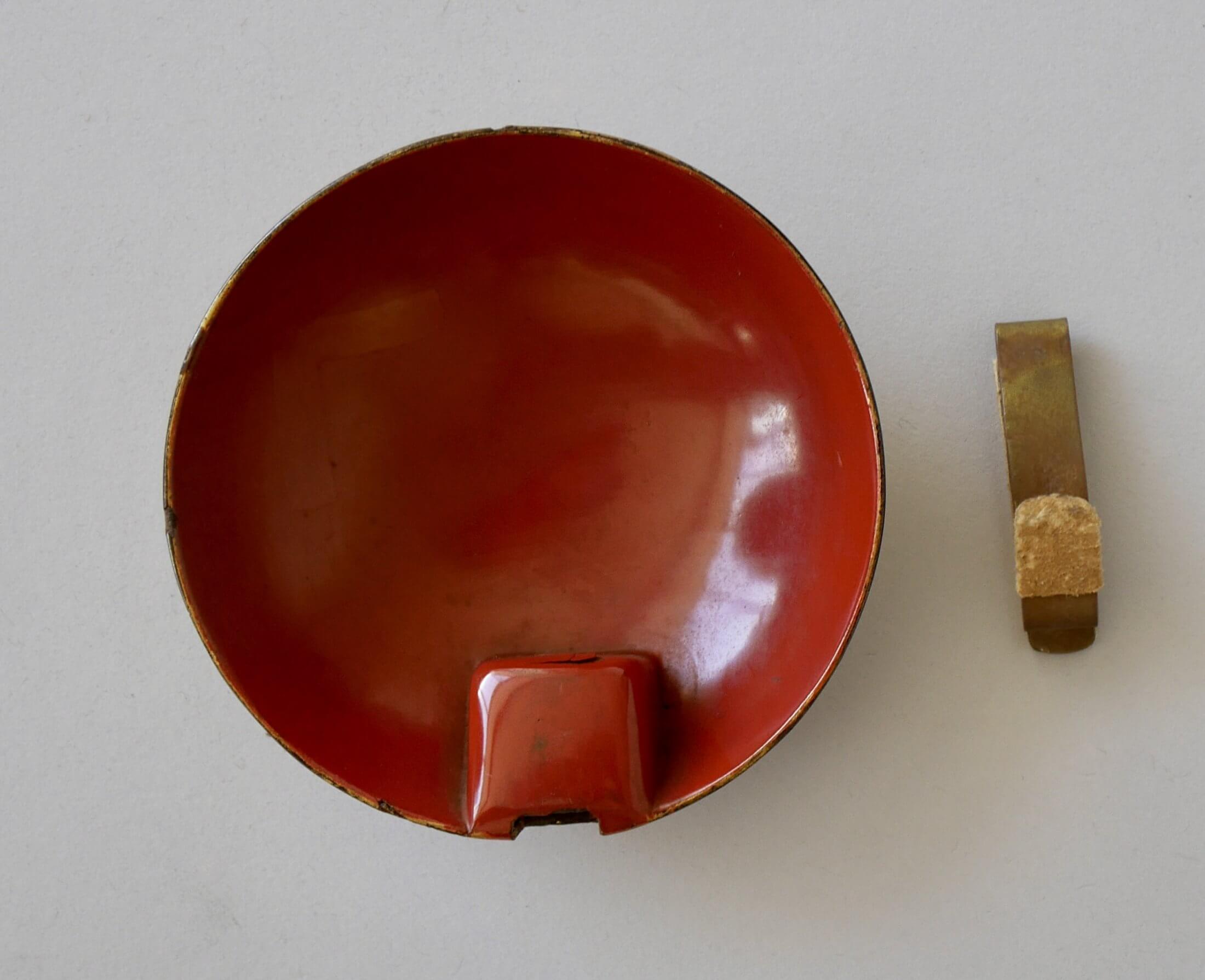 Iron Russet-lacquered 62-plate Suji Kabuto with Iron Russet-lacquered Nimai-do Gusoku — 2 of 33