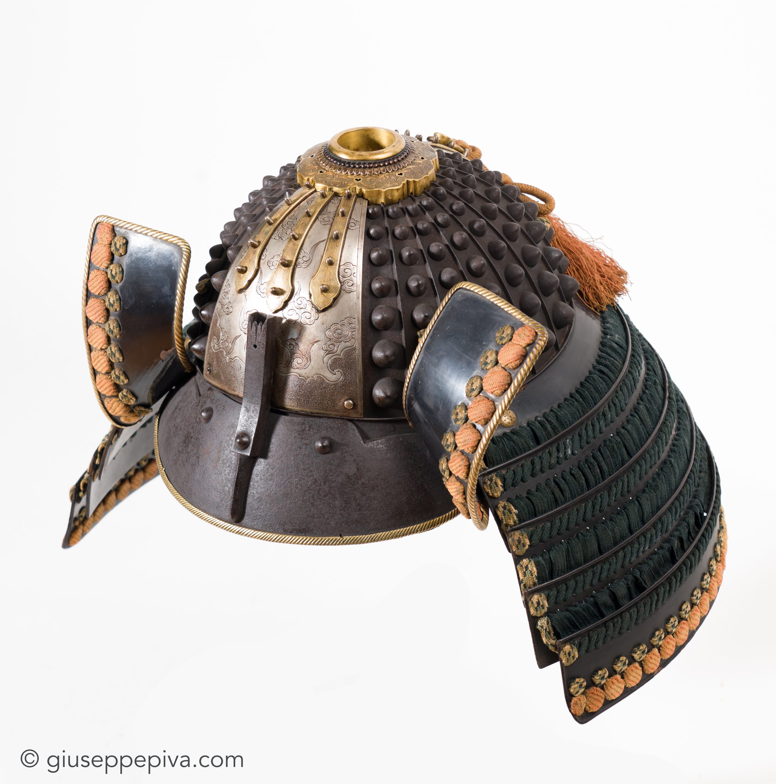 Ita-kozane-dō Tosei Gusoku - Samurai armor, mid Edo period — 6 of 14