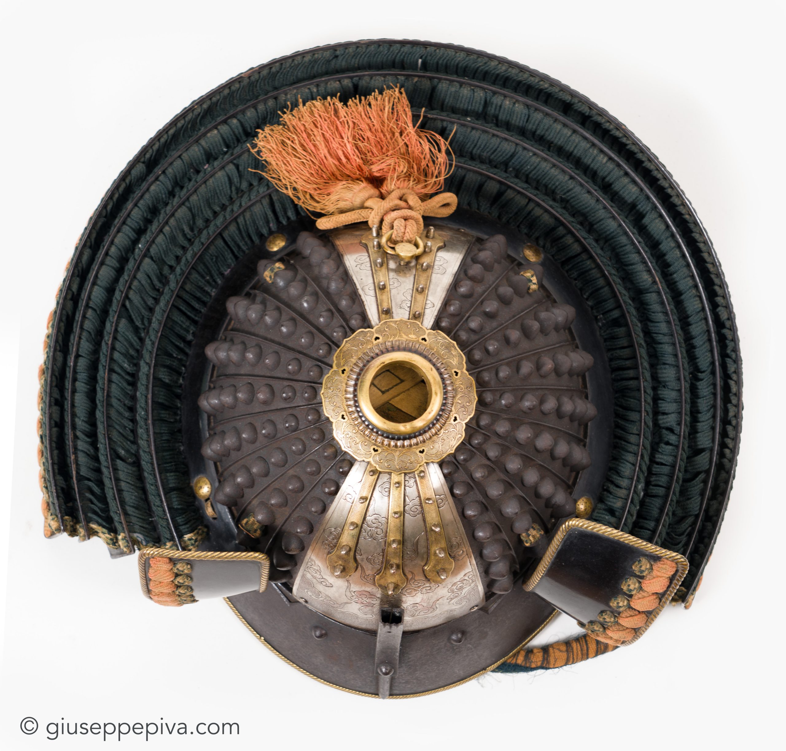 Ita-kozane-dō Tosei Gusoku - Samurai armor, mid Edo period — 8 of 14