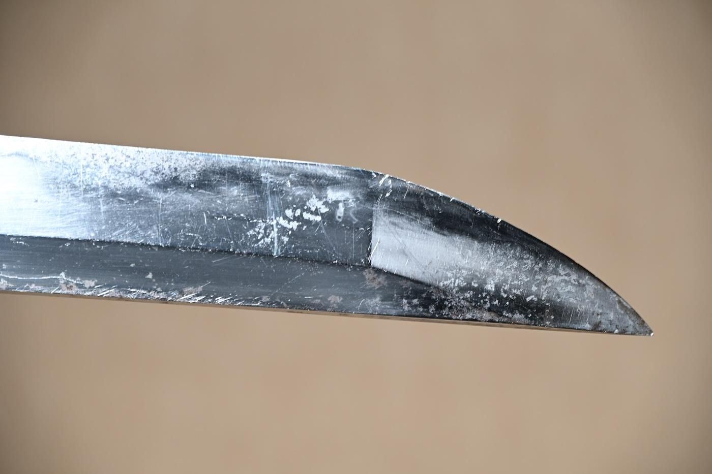 Katana: Unsigned (Mumei) 69.6cm with a relatively good Type 98 Gunto Koshirae, for appreciation, iai, or tameshigiri! — 10 of 50