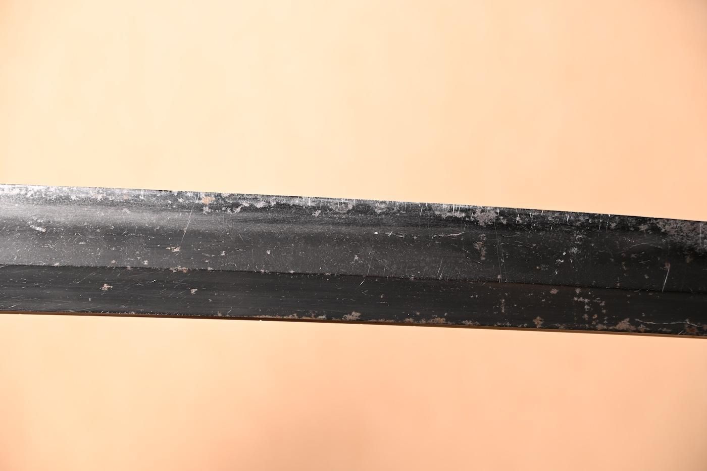 Katana: Unsigned (Mumei) 69.6cm with a relatively good Type 98 Gunto Koshirae, for appreciation, iai, or tameshigiri! — 15 of 50