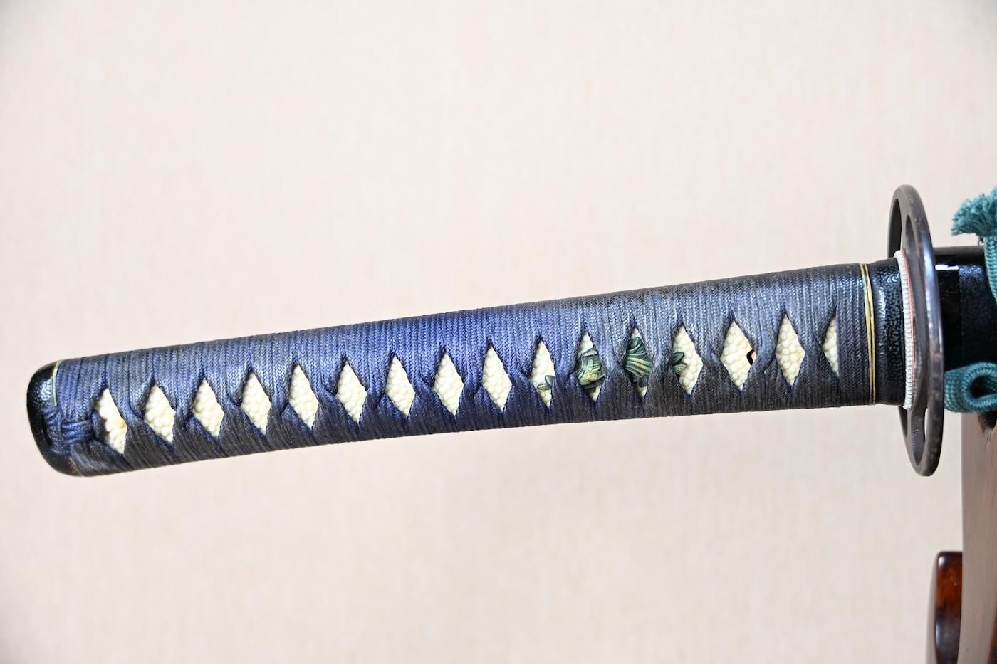 Katana: Unsigned, 68.9cm - Beautiful form, lightweight, for appreciation, iai, or tameshigiri! — 33 of 49