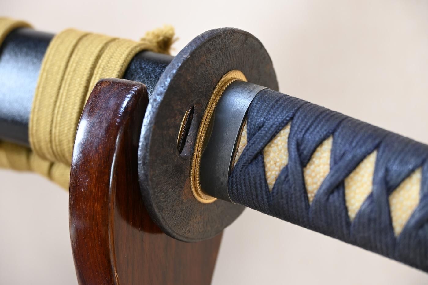 Katana: Mumei - 70.7cm, Excellent for Appreciation, Iaido, and Tameshigiri — 43 of 47