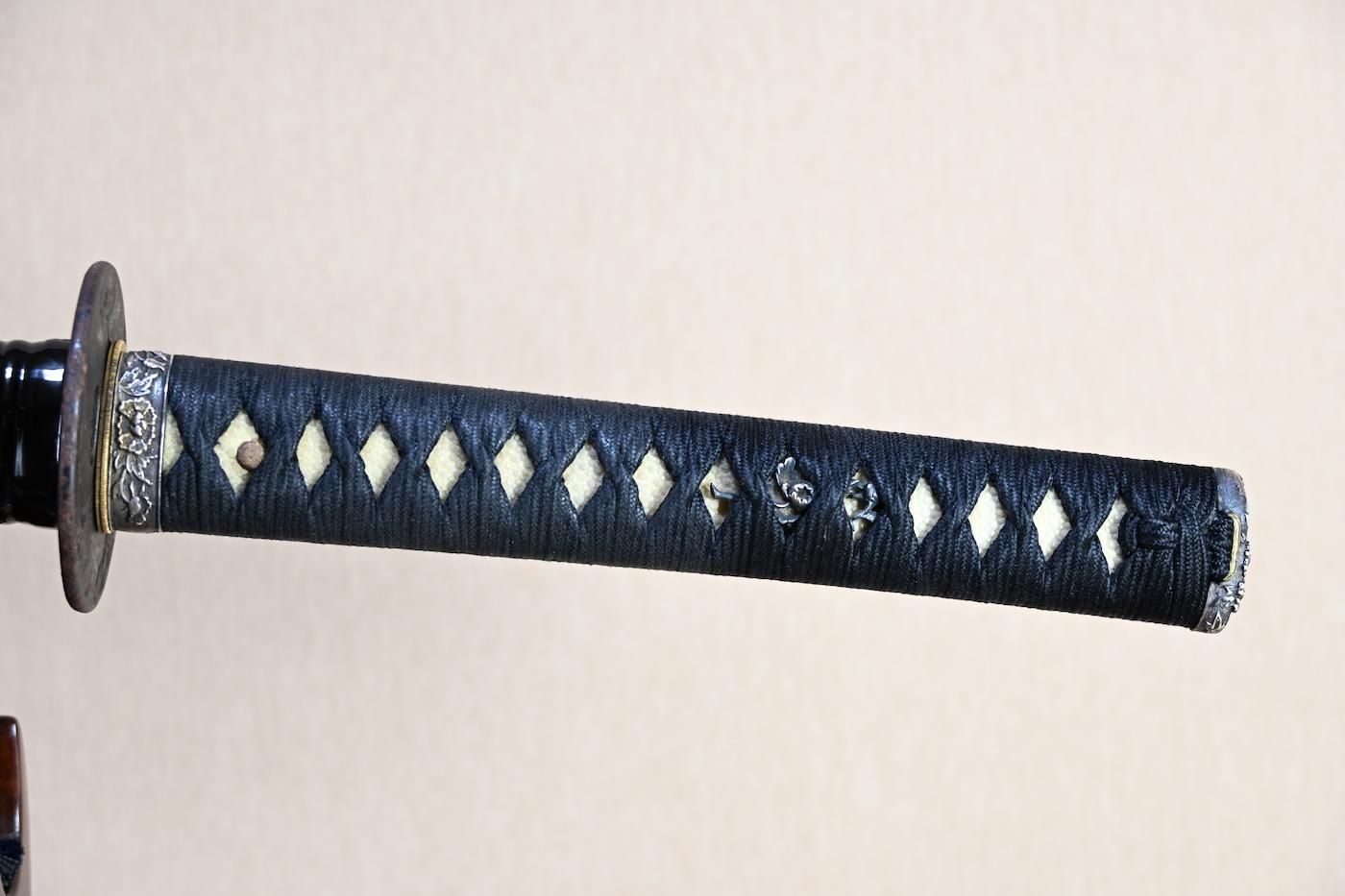 訳あり特価【超軽量居合稽古にお薦めの一振り】「無銘」67.0cm 、鑑賞に・居合・試斬刀として!!! — 41 of 47