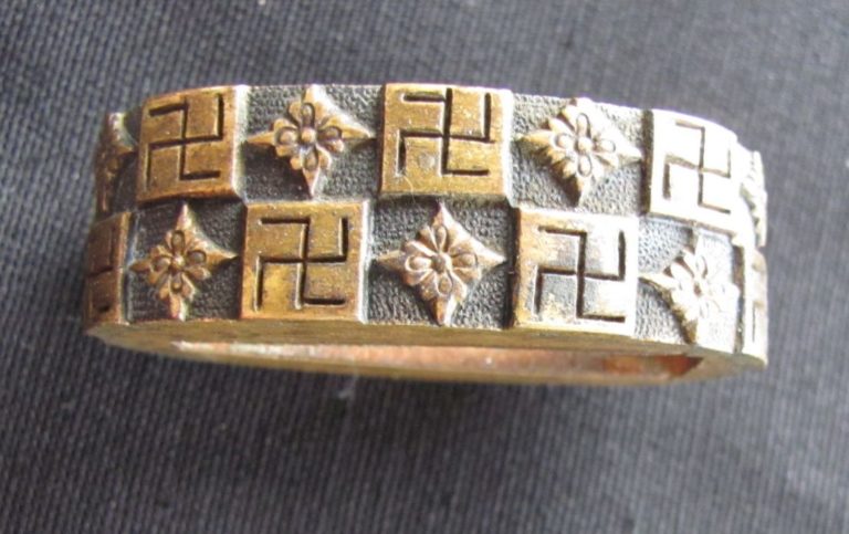 Shakudo and Brass Fuchi Kashira: Manji — 8 of 10