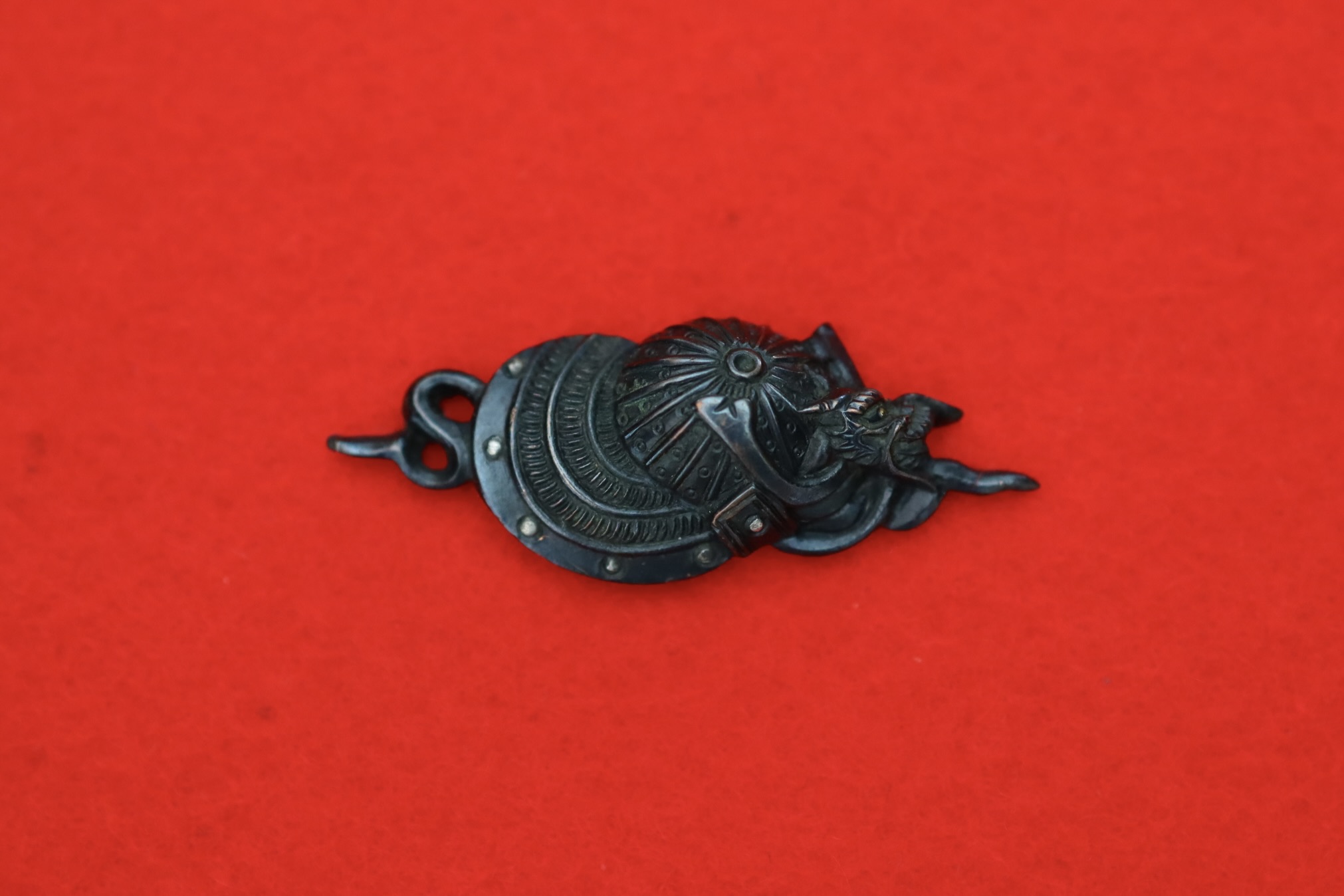 Mumei Kabuto-zu Menuki — 3 of 4