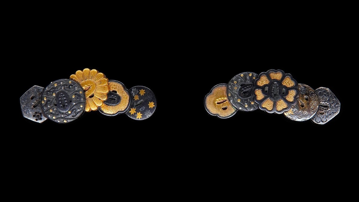 Menuki: Tsuba-zukushi Design, Mumei — 1 of 9