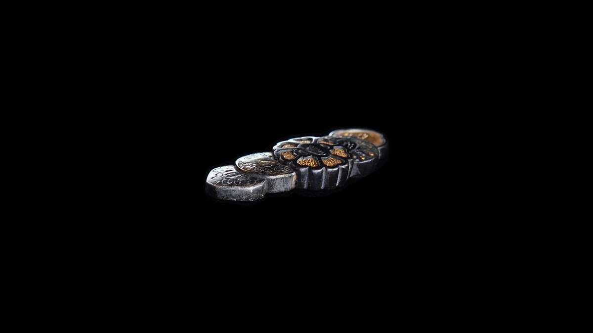 Menuki: Tsuba-zukushi Design, Mumei — 8 of 9