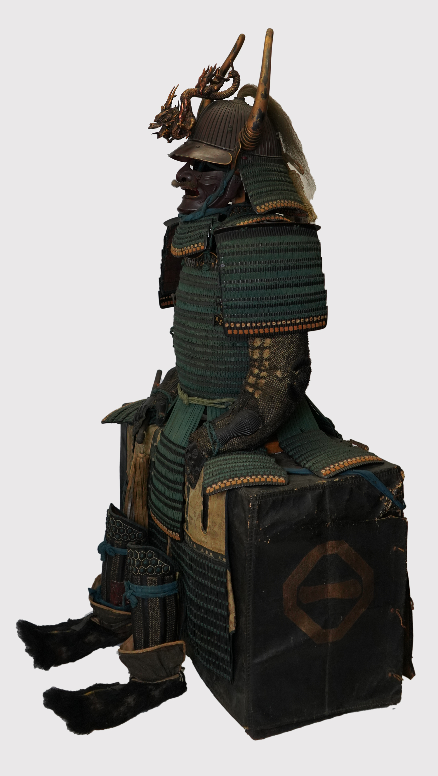 Armor: Moegi-ito Honkozane Odoshi Nimai-do Gusoku — 2 of 8