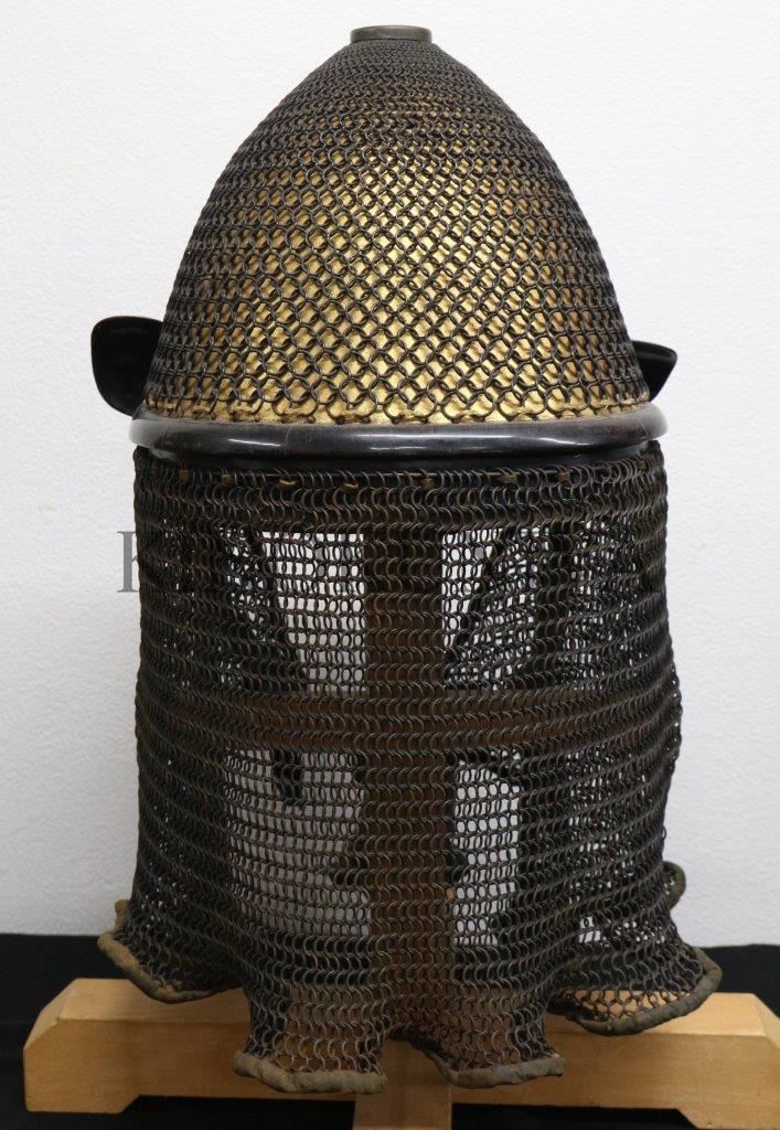 Kusari Zutsumi Kinpaku Oshi Toppai Nari Kawari Kabuto, Edo Period — 2 of 3
