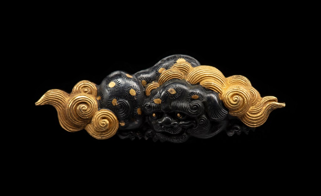 Inagawa Shishi Menuki — 6 of 9