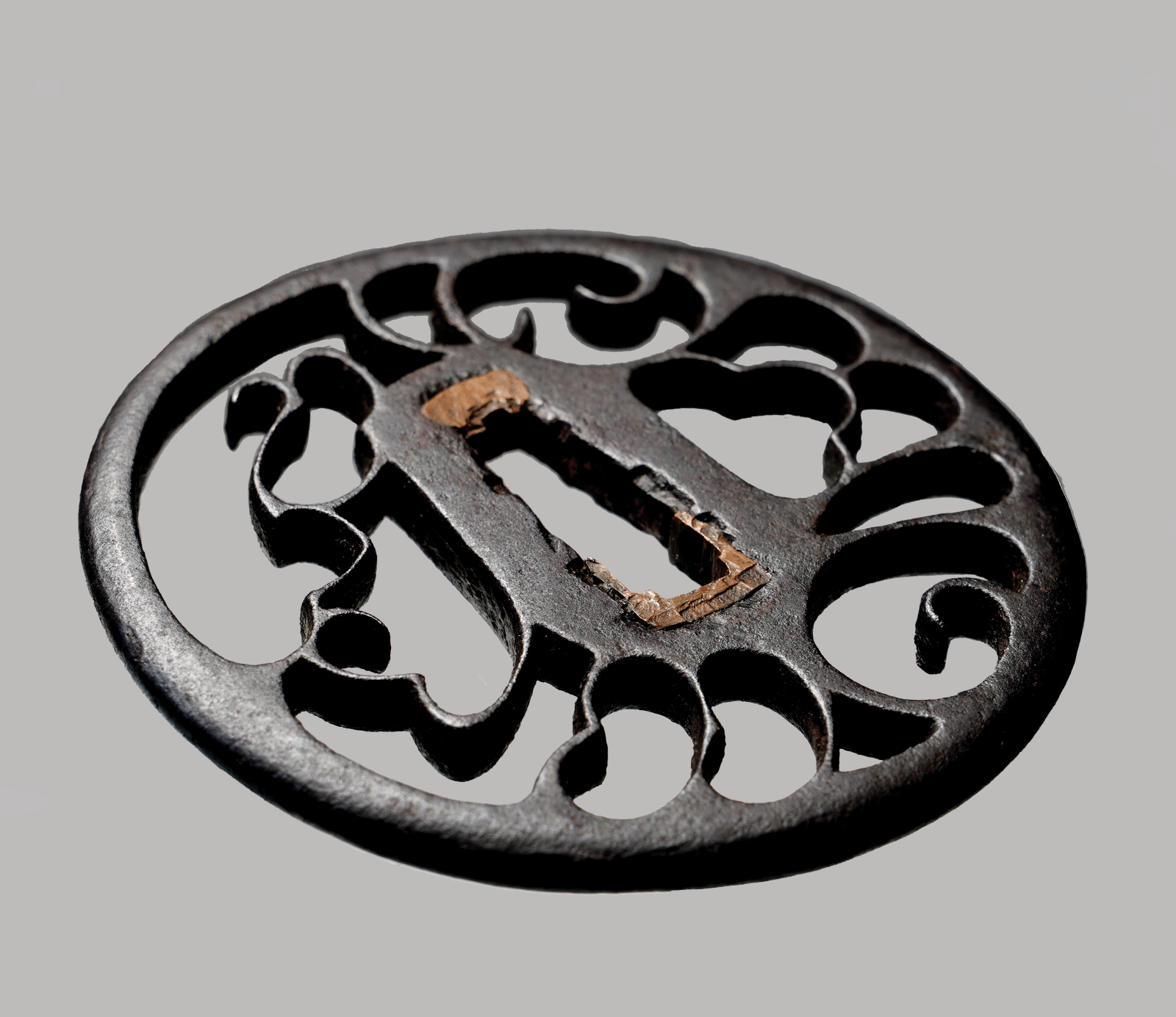 Kanshiro Tsuba — Nishigaki | NihontoWatch