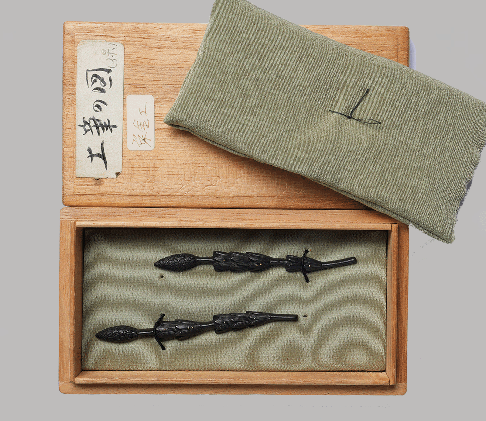 Menuki: Kinko, NBTHK Hozon — 1 of 5