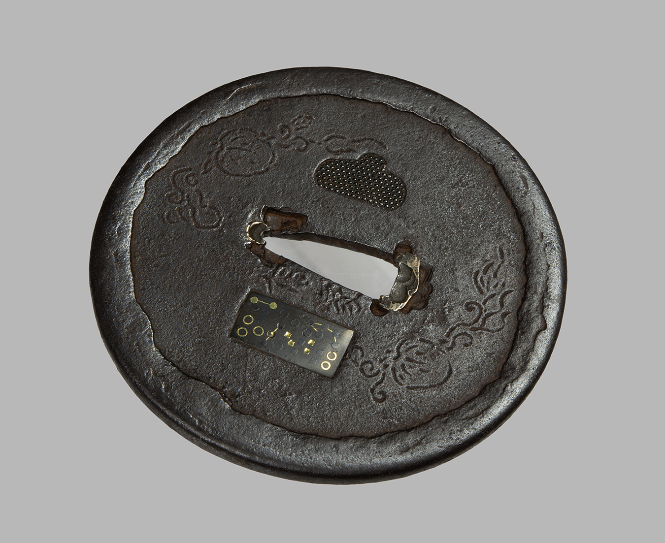 Tsuba: Nobuie — 4 of 8
