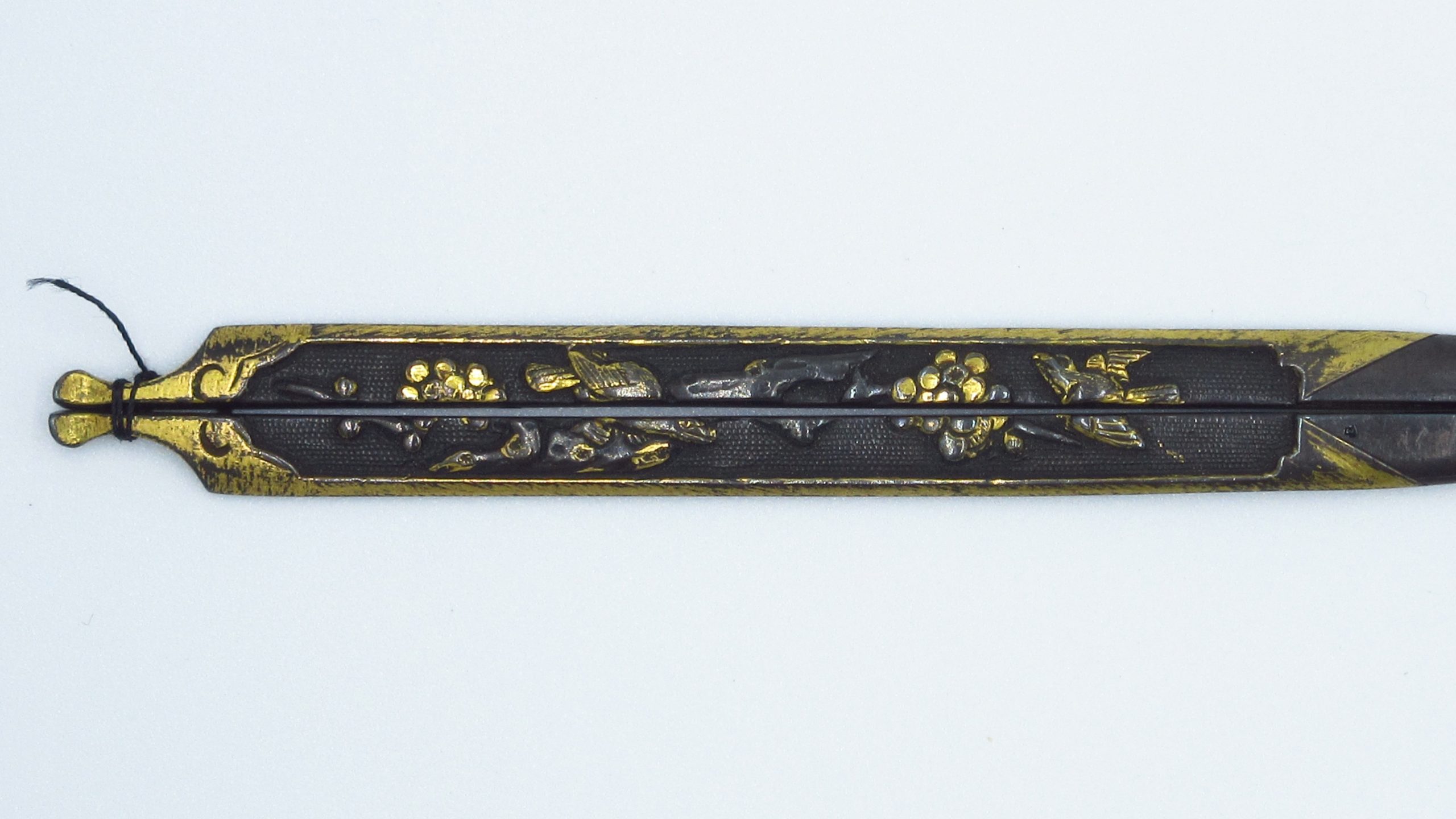 Wari-Kogai: Bush Warbler and Plum Blossom Design — 3 of 4