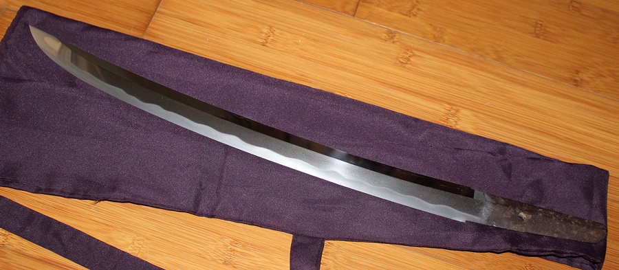 Potential Horikawa School Wakizashi — 3 of 12