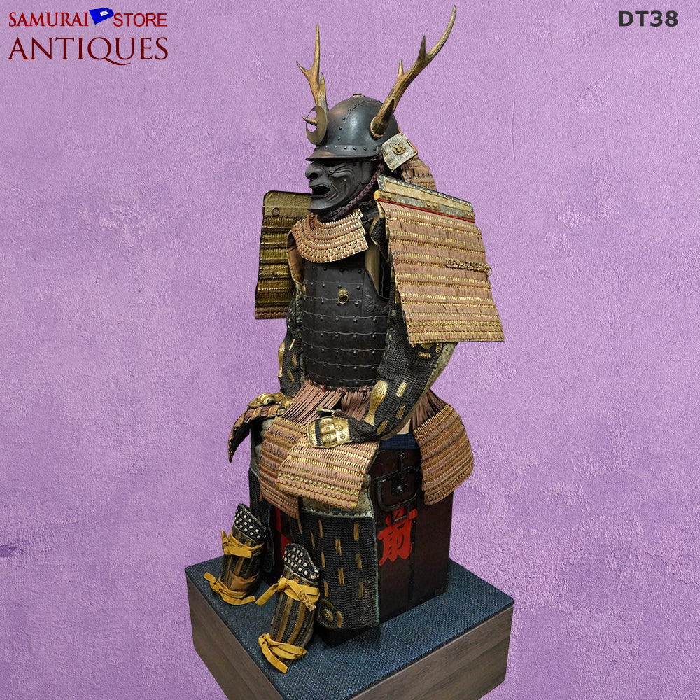 Antique Armor: Mid-Edo Period Suit with Tokubetsu Kicho Shiryo Certificate — 3 of 7