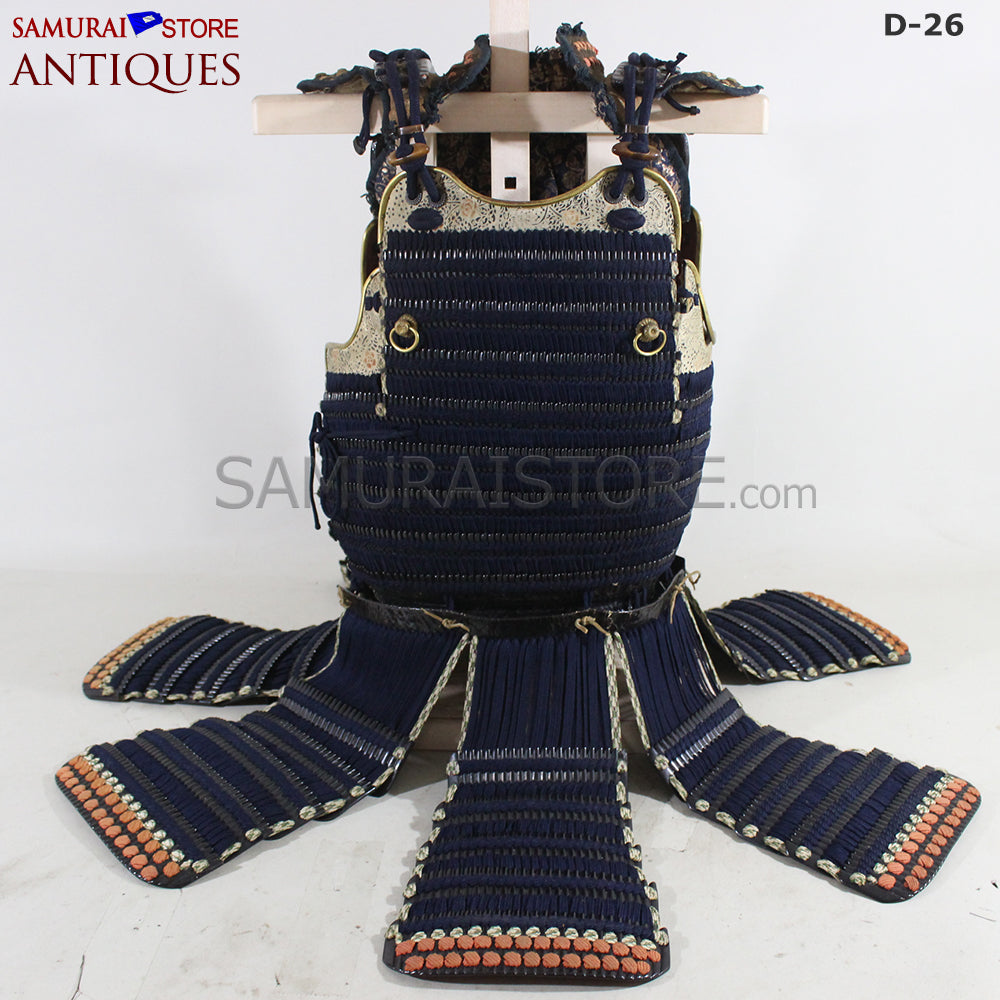 Antique suit of armor from mid Edo period w/ Tokubetsu-Kicho Certificate — 11 of 24