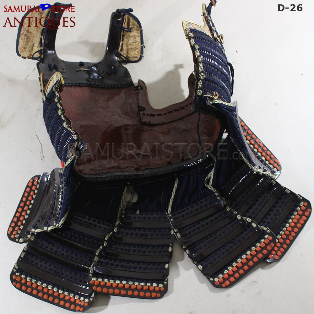 Antique suit of armor from mid Edo period w/ Tokubetsu-Kicho Certificate — 13 of 24