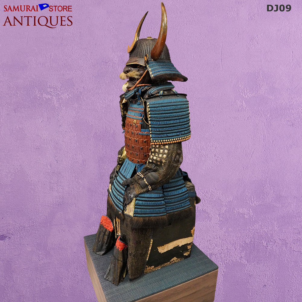Antique Suit of Armor from the Edo Shogun Period with Kōshu Tokubetsu Kichō Shiryō Certificate — 4 of 9