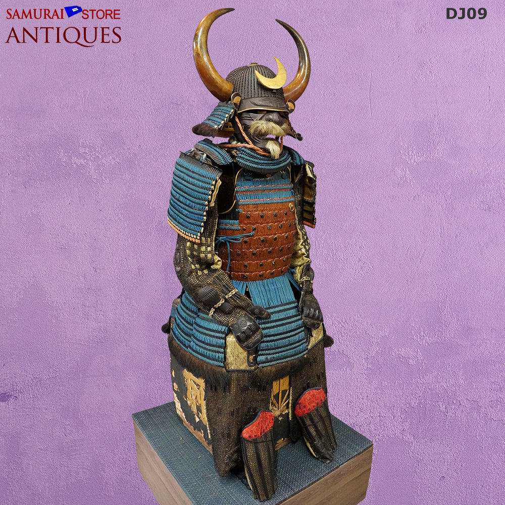 Antique Suit of Armor from the Edo Shogun Period with Kōshu Tokubetsu Kichō Shiryō Certificate — 8 of 9