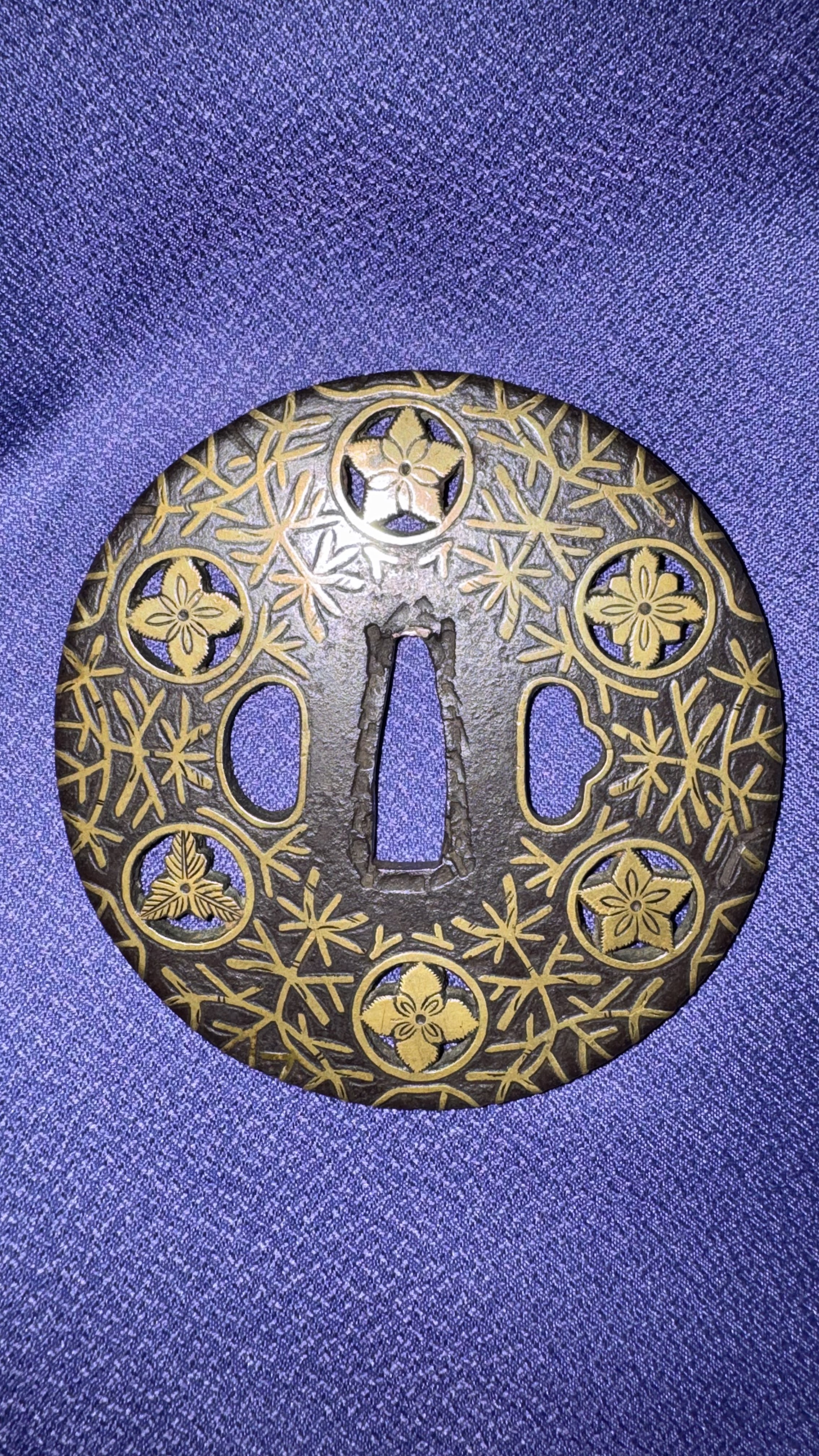 Tsuba: Mumei Yoshiro - Tokubetsu Hozon Tosogu — 2 of 4