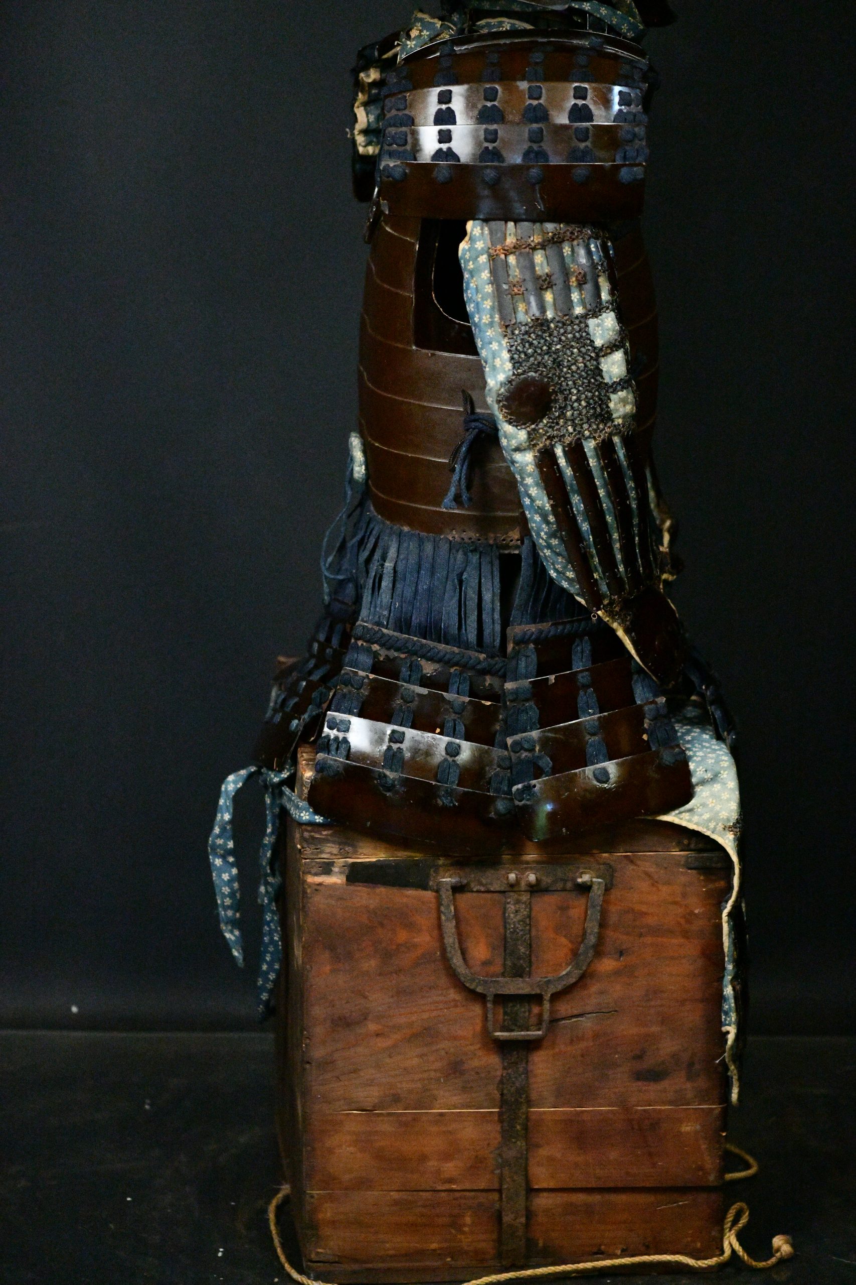 Gusoku with Crescent Moon Maedate — 3 of 20