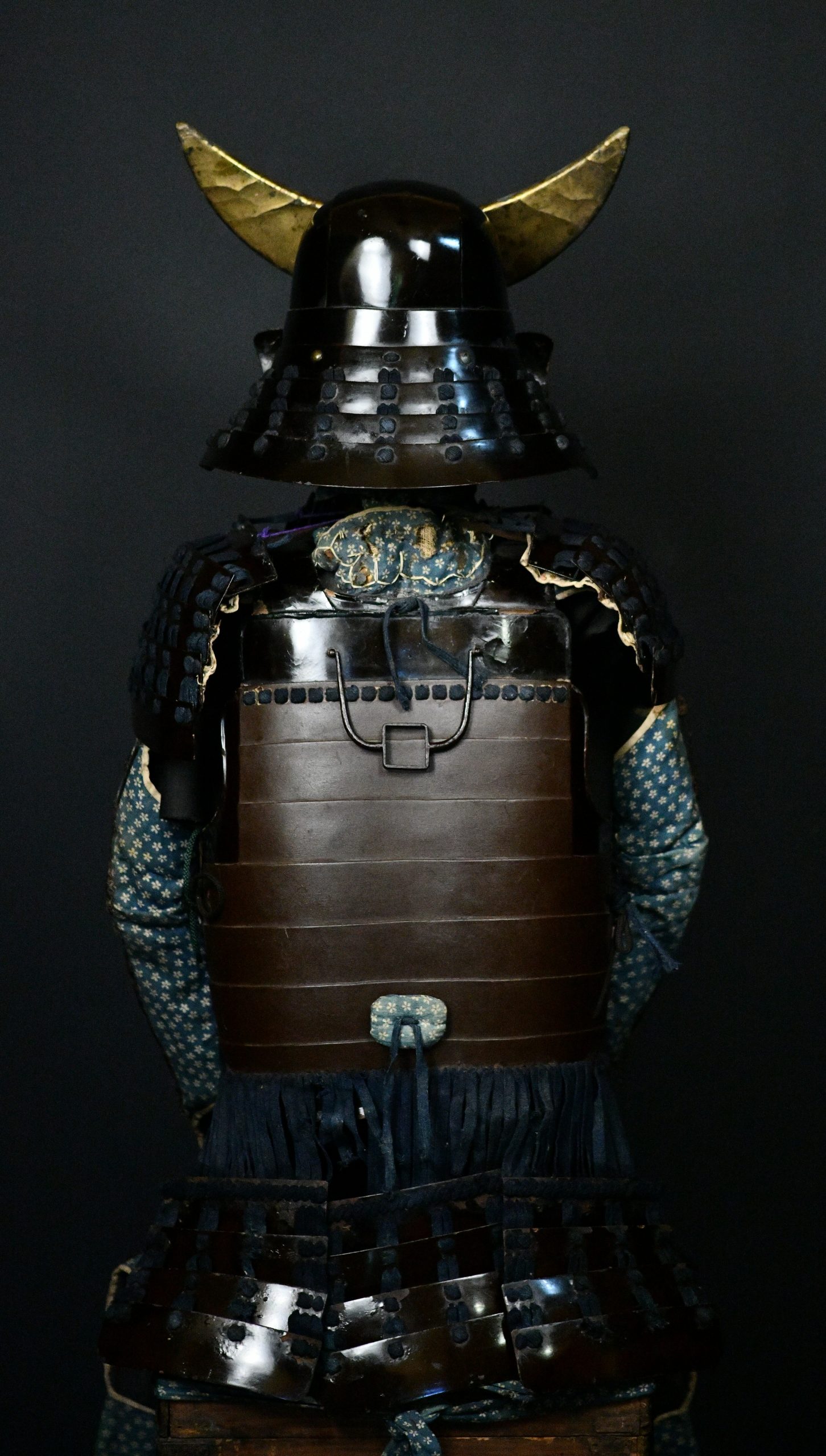 Gusoku with Crescent Moon Maedate — 7 of 20