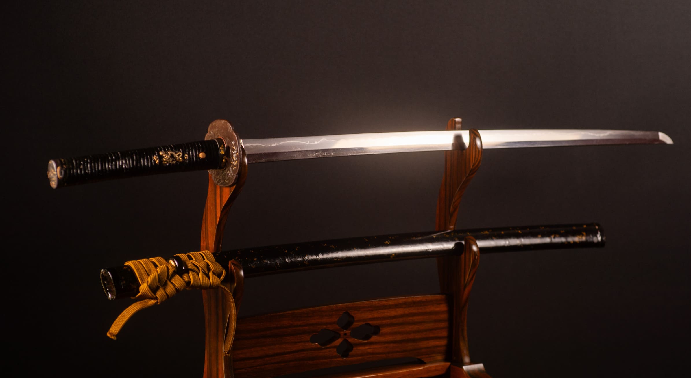 High Edo Period Katana with Daimyō Koshirae 75.8 cm Shintō Blade — 2 of 26